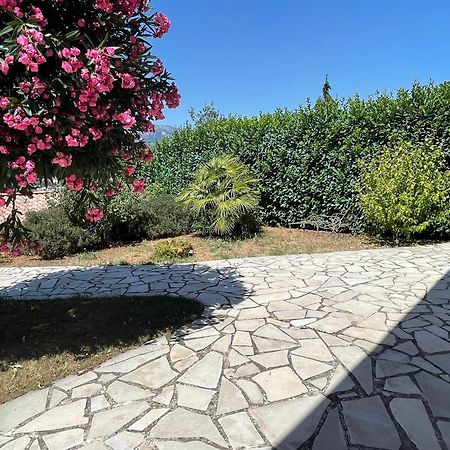 Rez De Jardin, Entre Mer Et Montagne Levens Dış mekan fotoğraf